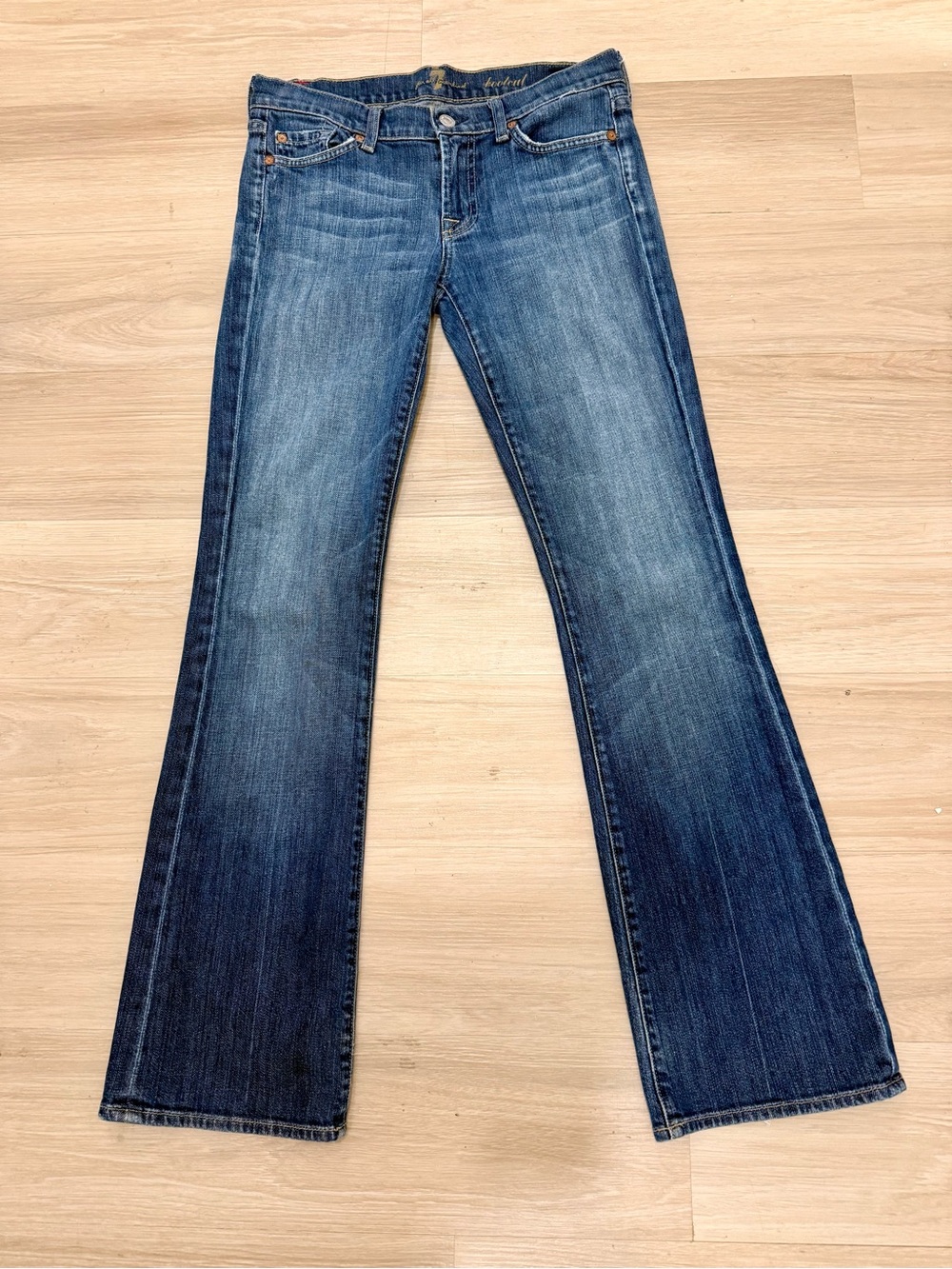7 For All Mankind Women's Flare Jeans in Medium Blue Wash